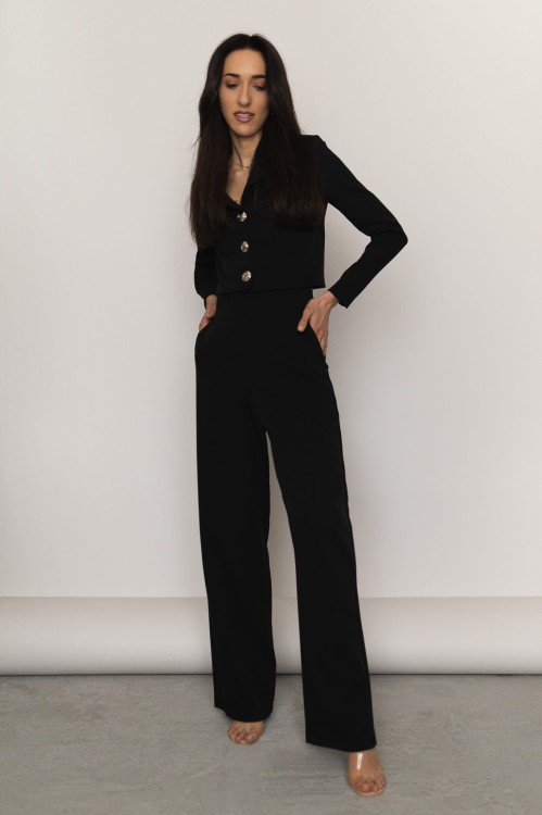 Sidari - elegancki garnitur z krótką marynarką i szerokimi spodniami czarny (3).jpg