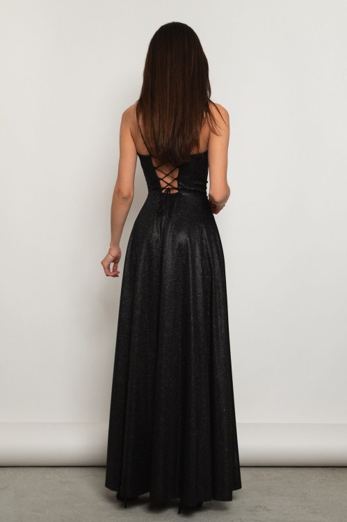 Taormina - błyszcząca sukienka maxi z wiązaniem na plecach czarna - 5.jpg