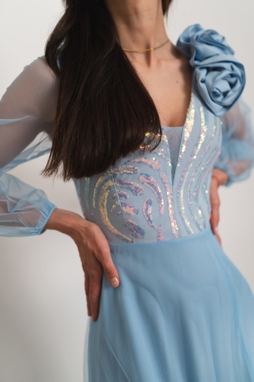 Cremona - tiulowa sukienka maxi z cekinami na długi rękaw błękitna - 7.jpg