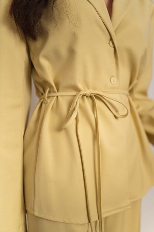 Aveiro - komplet garniturowy marynarka z wiązaniem i rozszerzane spodnie limonkowo-żółty - 18.jpg