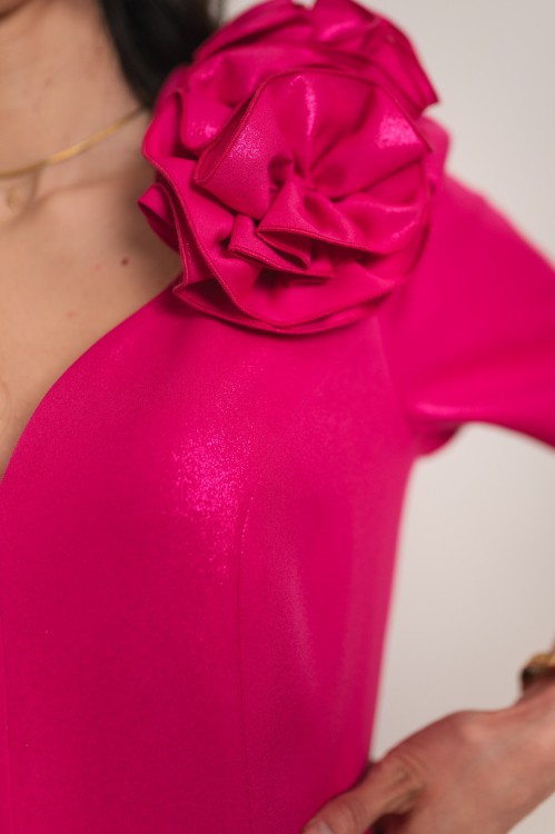 Tropea - błyszcząca sukienka maxi z różami fuksja - 5.jpg