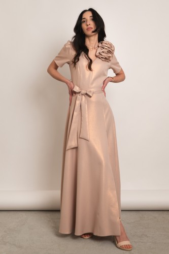 Tropea - błyszcząca sukienka maxi z różami beżowa - 1.jpg