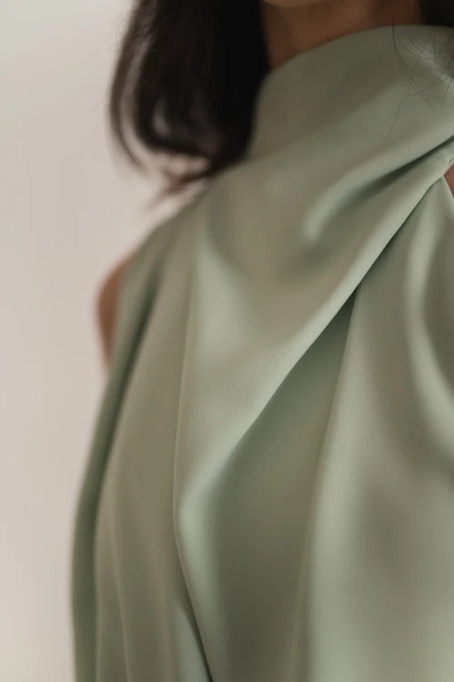 Perama - sukienka maxi z zabudowanym dekoltem w kolorze szałwiowym - 11.jpg