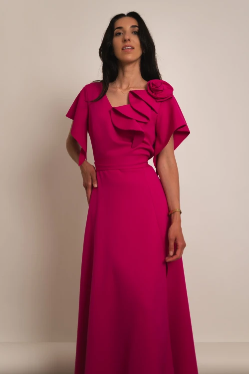 Perea - sukienka plus size maxi z motylkowym krótkim rękawem i kwiatem fuksja - 4.jpg