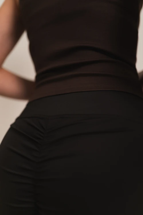Ejo - bawełniany dopasowany elegancki top na ramiączkach brązowy - 8.jpg