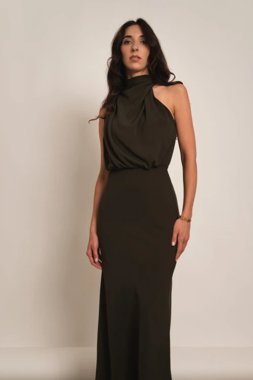 Perama - sukienka maxi z zabudowanym dekoltem khaki - 5.jpg